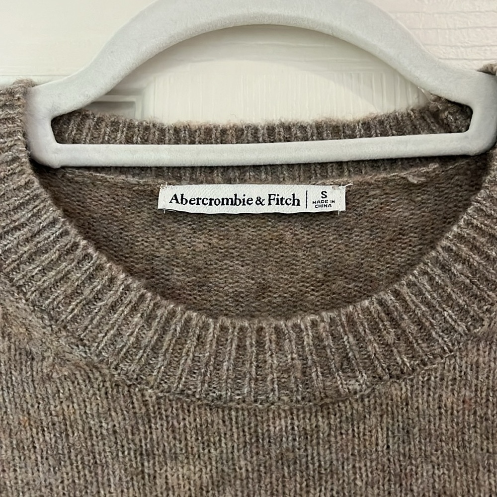 A&F Knit Tee - Picture 2 of 4
